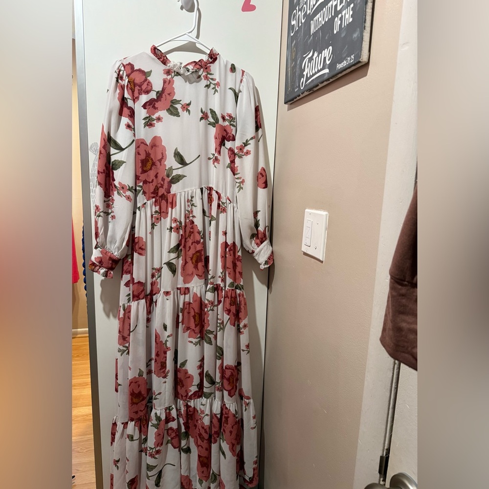 Dainty Jewells Floral Maxi Dress